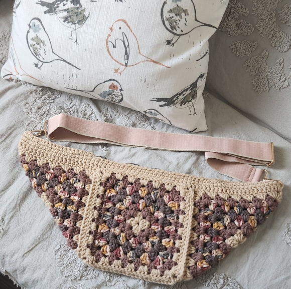 Handmade new Fanny Pack/ Bum Bag - Picture 7 of 7